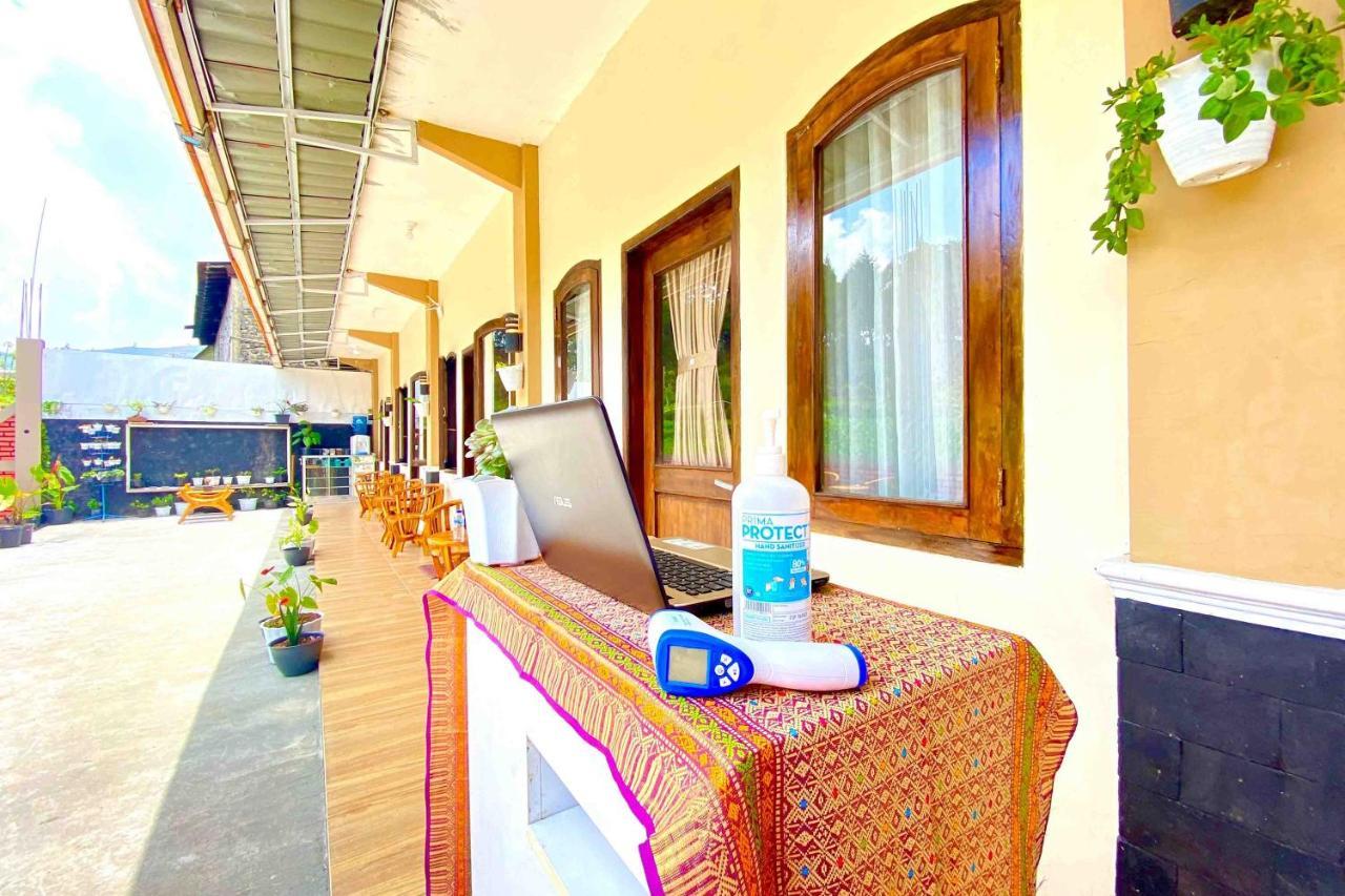 Homestay Banteng Adventure Dieng Mitra Reddoorz Diyeng Exterior photo